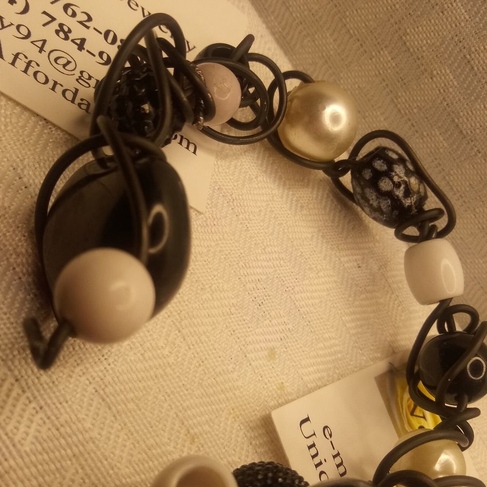 Jewelry - Picture 8 of 8